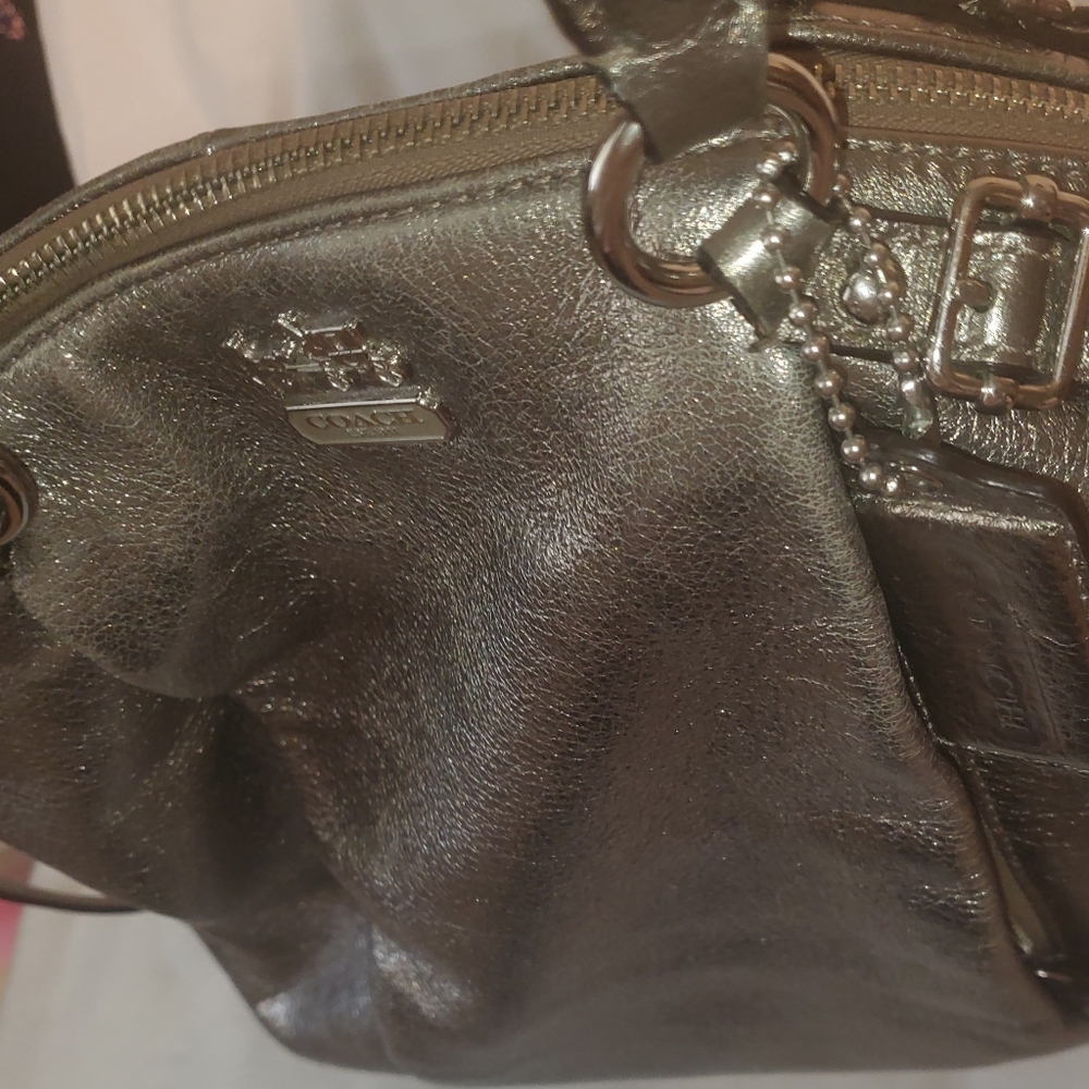 Coach Preloved View 4